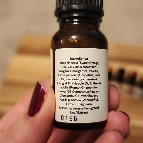 Summer Set: 7 Essential Oil Summer Blends - Picture 3 of 7